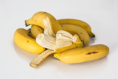 寝る前バナナで簡単に太れる！1本食べるだけで体重が増える3つの理由